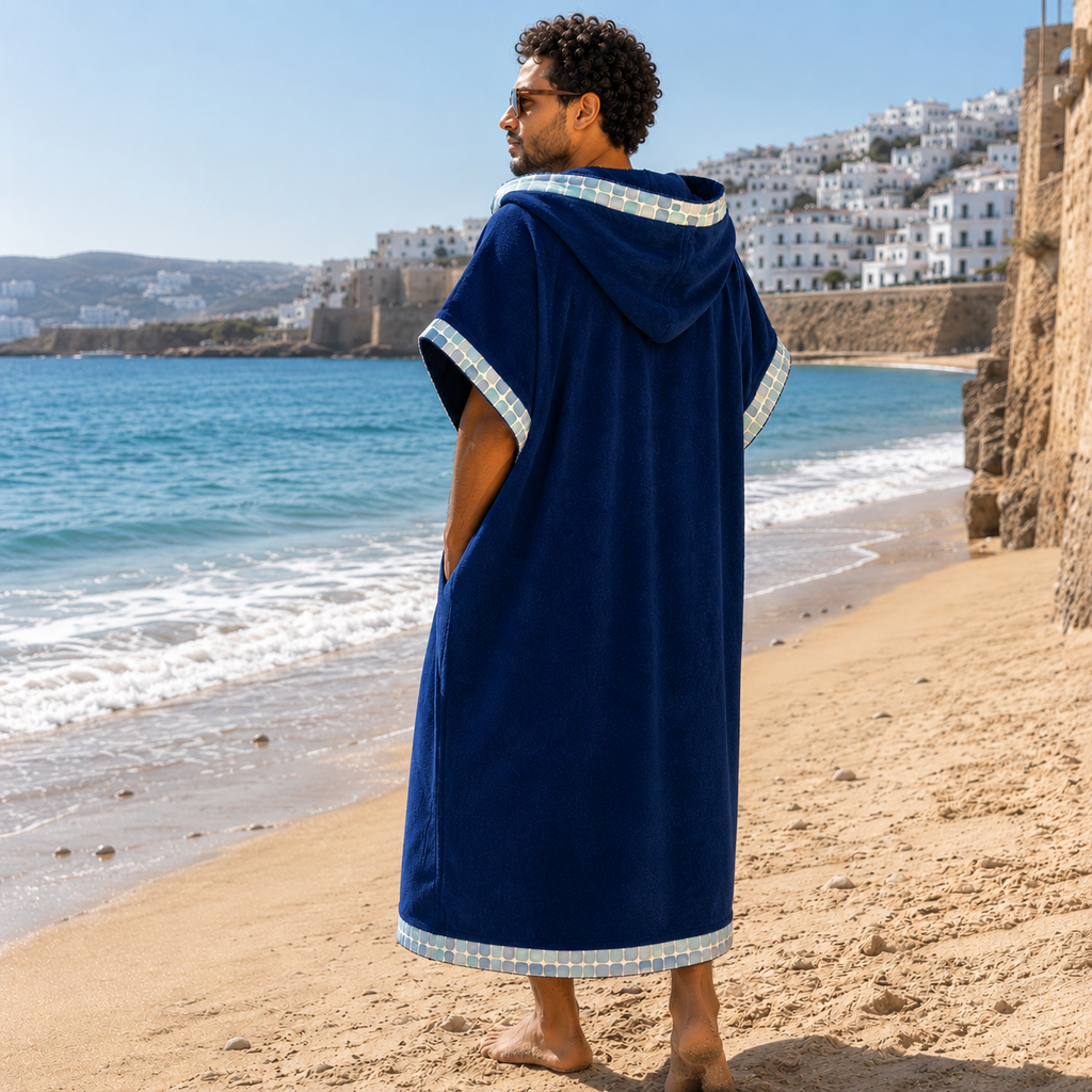 Cap Spartel — poncho homme bleu marine, vue de dos portée